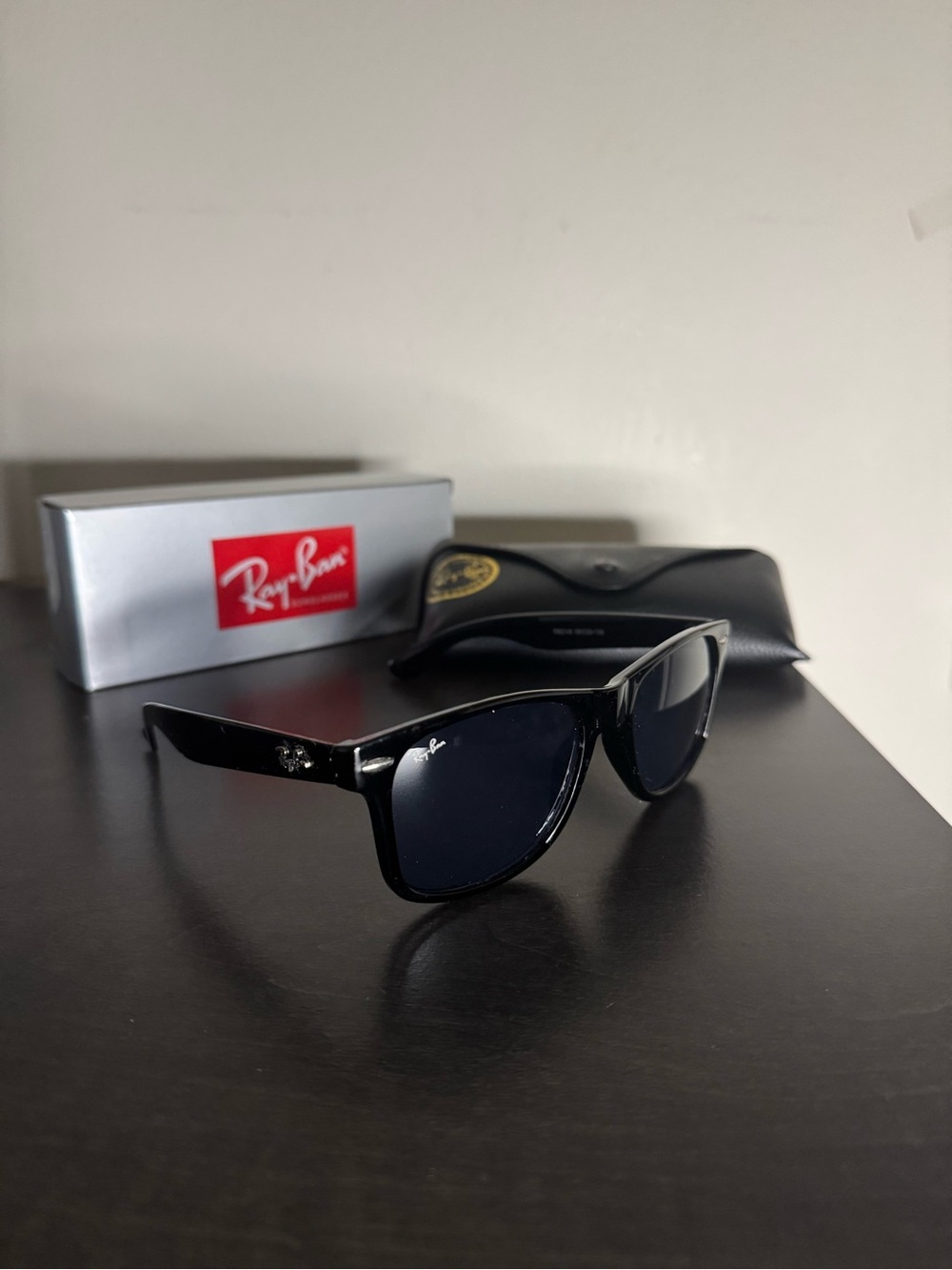 Ray-Ban Black Wayfarer-Style Sunglasses with Dark Lenses